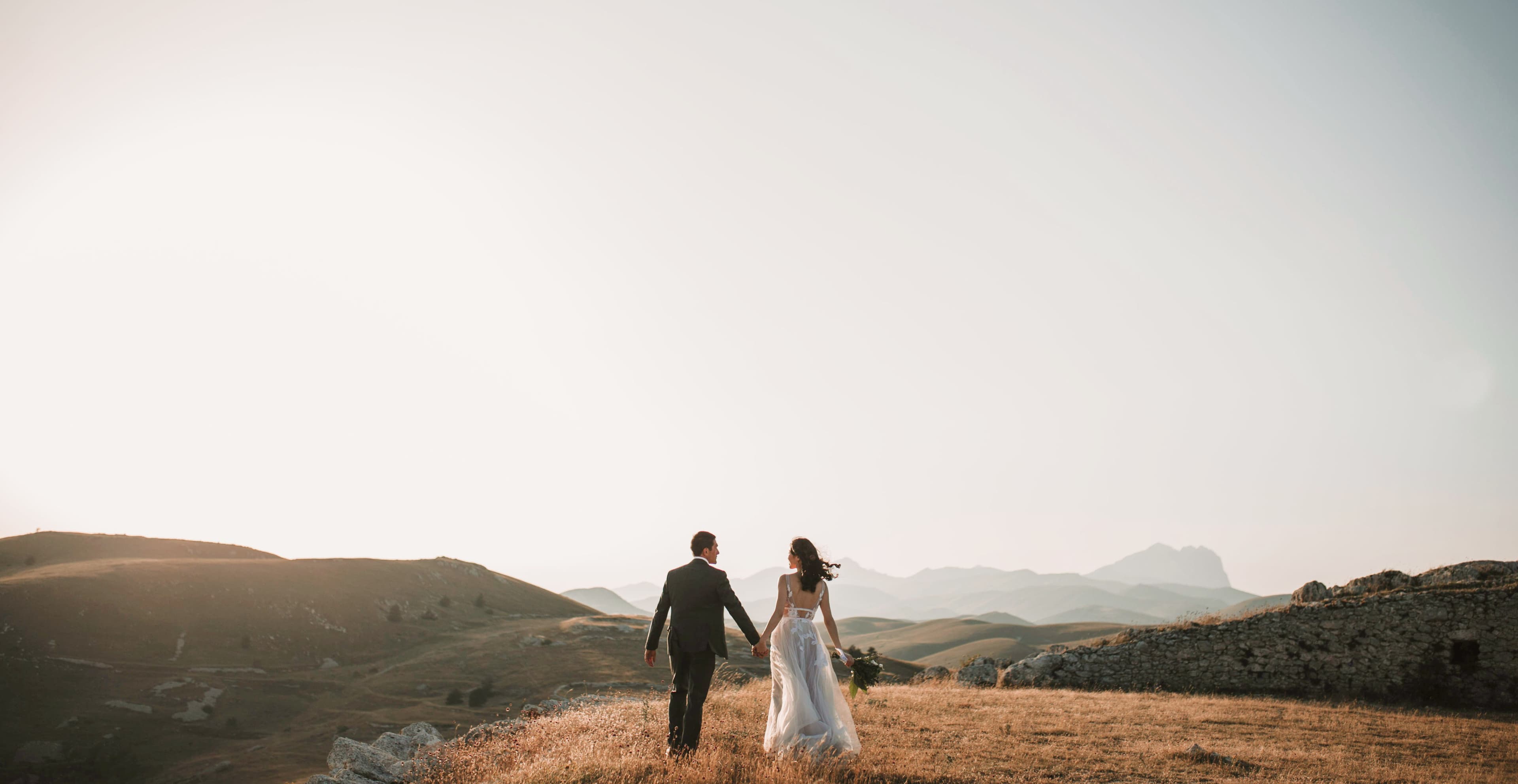 How to Choose the Perfect Wedding Color Palette